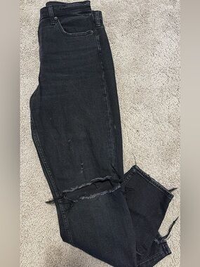 Abercrombie & Fitch Distressed Mom Jeans